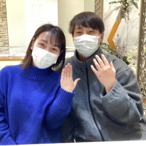滋賀県長浜市・大津市よりご来店 IDEALPlusfortの婚約指輪とプラチナ素材で手作り結婚指輪を作成頂きました